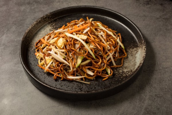 Nouilles sautées aux légumes